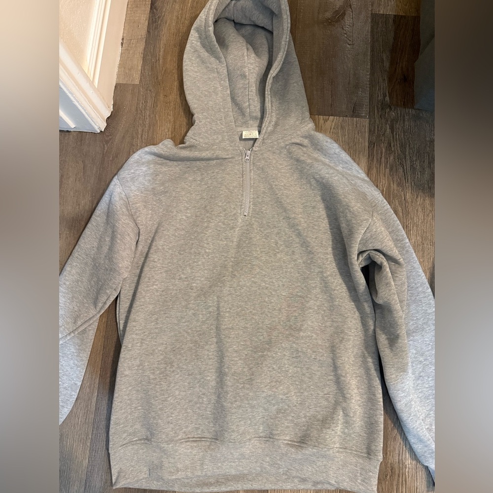 Men's Gray Sweater